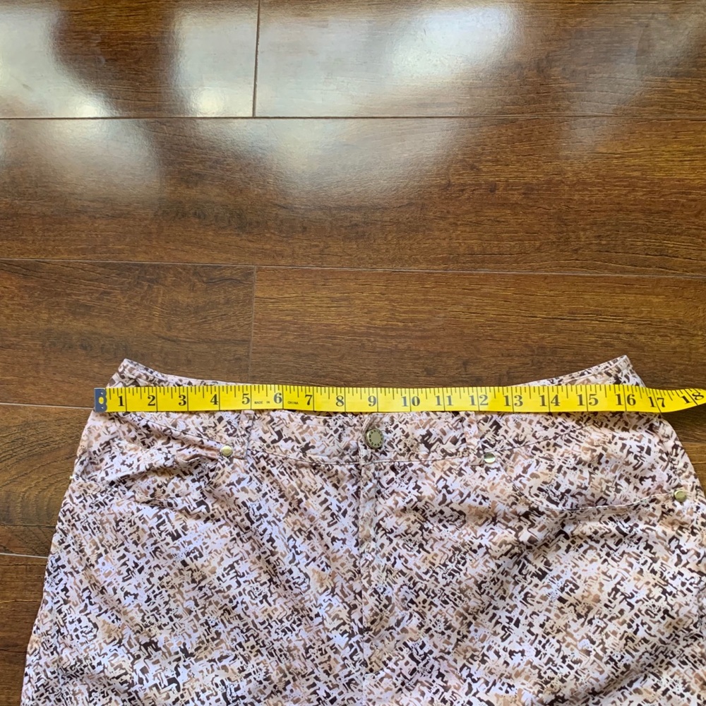 Oh So Chic Capris - Picture 6 of 6